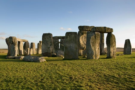 [Stonehenge-and-Avebury-2[5].jpg]