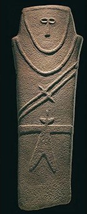 Anthropomorphic steles, 4th BCE, Al-Maakir-Qaryat Al-Kaafa, near Hail, National Museum, Riyadh.