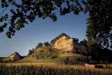 The Balze rock formation near Terranuova Bracciolini.