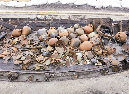 [underground-revolution-tells-8000-years-of-istanbul-2010-12-01_l[5].jpg]