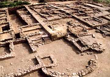 Dholavira was the lake city of the great Indus Valley ...