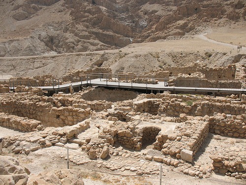 [qumran5.jpg]