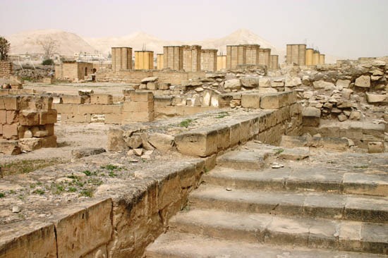 [Jericho_Hisham_Palace_06_View_of_The[2].jpg]