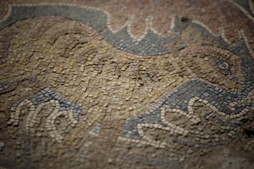 5_Mideast_Israel_Palestinians_Ancient_Church.sff