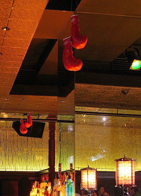 mirrored pillar at the bar during Knock Out Night at Sofitel's 7Pecados
