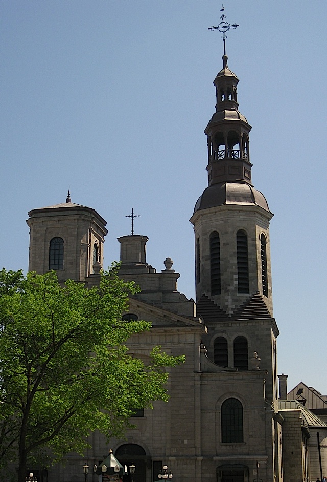 facade of the Notre-Dame de Québec, Quebec City
