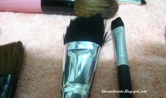 marionnaud angled blush brush after washing by bitsandtreats