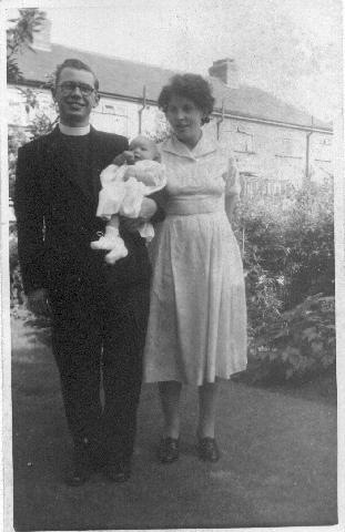 [Mum & Dad 1955[5].jpg]