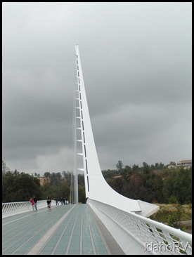 Sundial-Bridge