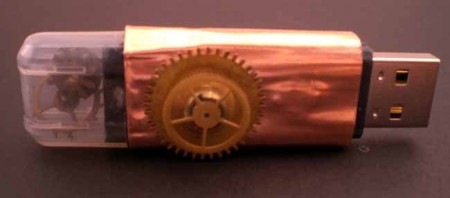 steampunk-usb-flash-drive-with-gearing-detail-450x198