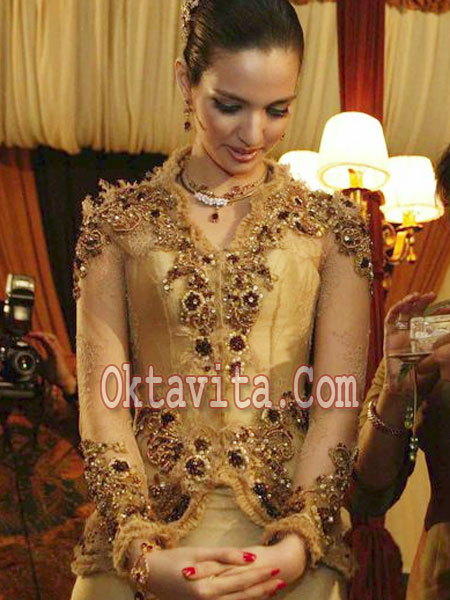 28+ Model Baju Kebaya Nia Ramadhani, Paling Top