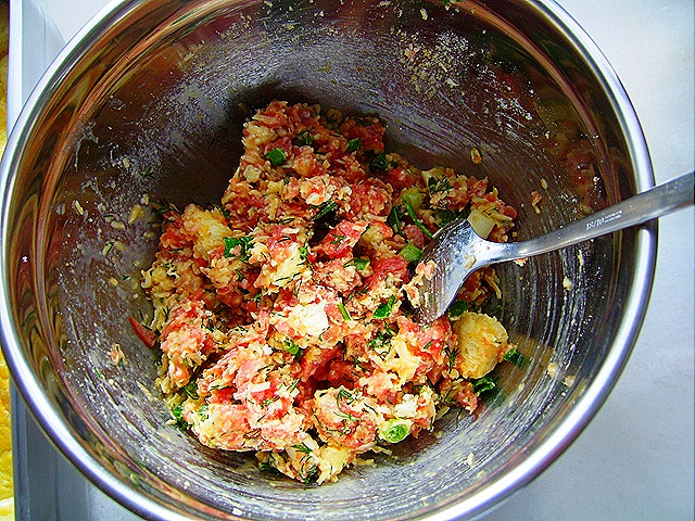 [SV1089994.jpg]