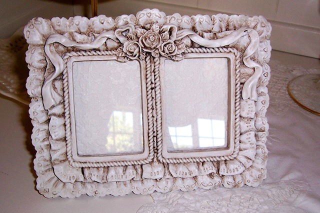[small picture frame[3].jpg]