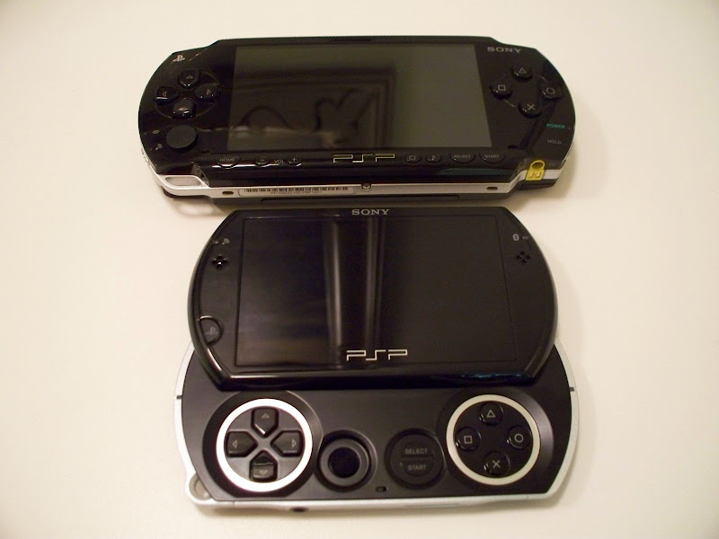 Psp поддержанная. Приставки ПСП 2010. PSP 3008 fat. PSP Sony снизу. PSP go 1001.