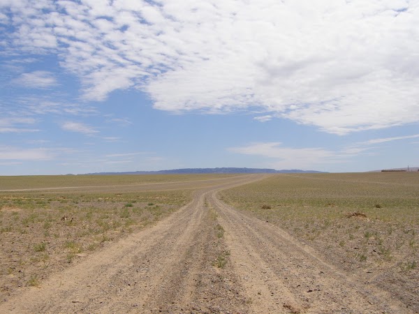 Obiective turistice Mongolia: in tur prin desertul mongol