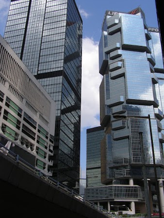 Obiective turistice Hong Kong:  HK cladiri futuriste