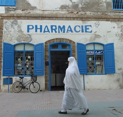 Obiective turistice Maroc: farmacie Maroc.JPG