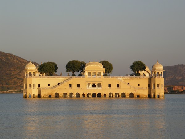 Obiective turistice India: Water Palace Jaipur