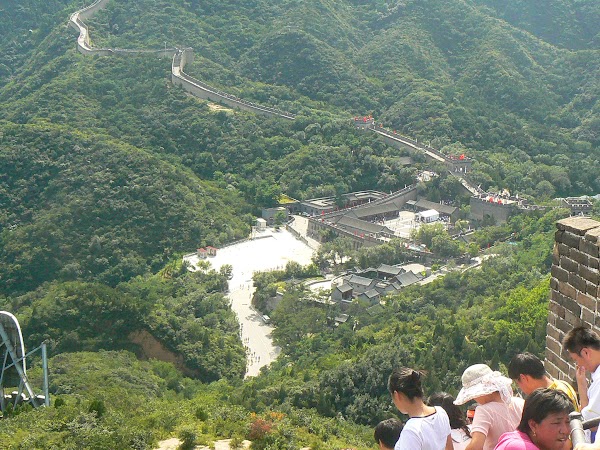 Imagini China: la baza Marelui Zid.JPG
