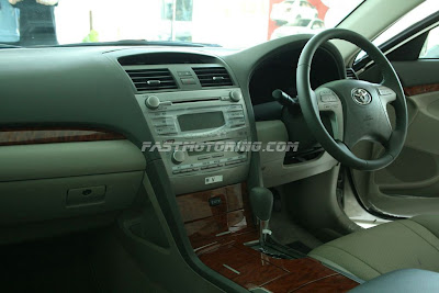 2009 Toyota Camry Facelift - Interior