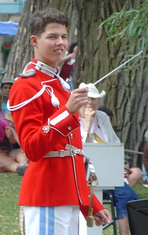 [Nikolai conducting the Tivoli Boy's Guard Band[3].jpg]