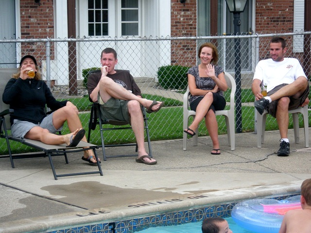 [FamilyJuly37090225[1].jpg]