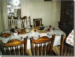 1980 12 25 Christmas dinner at the Petroffs