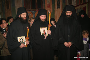 Фотографије са монашења у Манастиру Подмаине