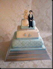 3-tier-bride-and-groom-blue-and-white-hearts