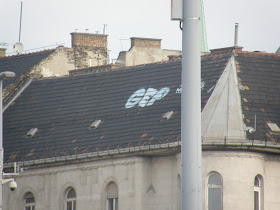 gerilla art, public art,  Boráros tér, Kami, GEP, Mókus, teg,  tag, street art,  tegelés,  teggelés, falfirka, Budapest, blog    