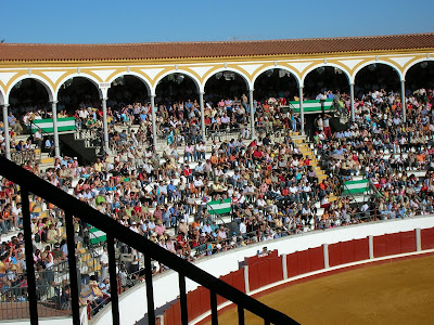 Las plaza de toros durante un espectáculo taurino de la feria de Septiembre. Foto: Pozoblanco News, las noticias y la actualidad de Pozoblanco (Córdoba)* www.pozoblanconews.blogspot.com