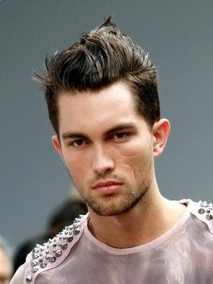 Stylish Short Hair Style For Men