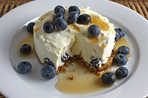 [No Bake Cheesecake with Blueberries 2 500[3].jpg]