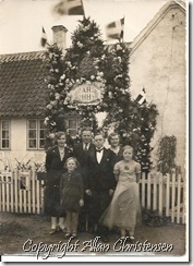 Allans mor med søskende ved forældrenes sølvbryllup 1935