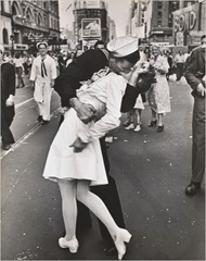 the kiss sailor