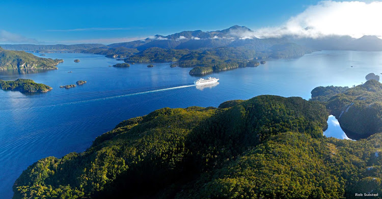 Not only is cruising relaxing, it can be an economical way to see New Zealand. Your accommodation, meals and transport costs are covered by your fare, which means more money for shopping and side trips. You’ll also get to see places that are hard to reach by land, like fabulous Dusky Sound in Fiordland.