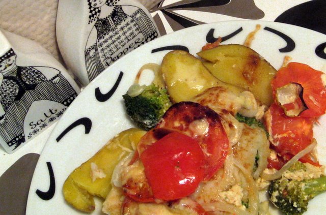Рыба запеченая с овощами 
