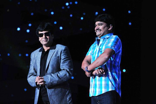 [Enthiran-Audio-Launch-11[4].jpg]