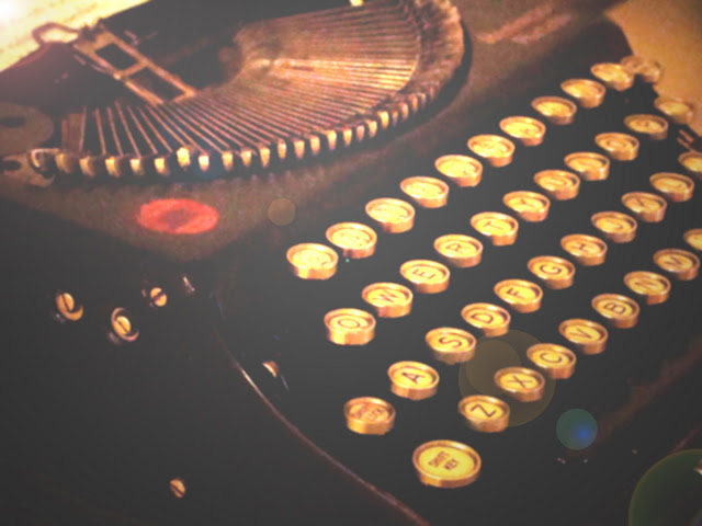 The Estate of Things chooses vintage typewriter