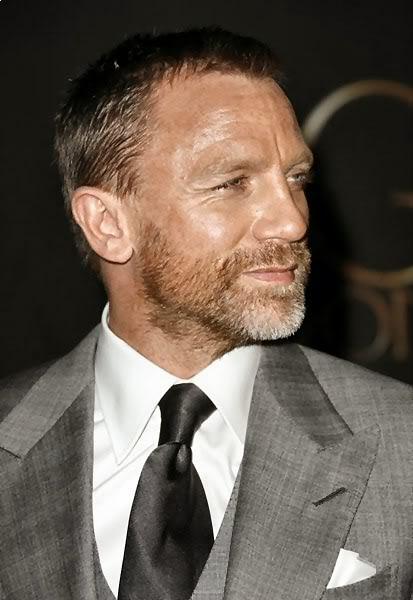 Daniel Craig Elegant Short Hairstyles