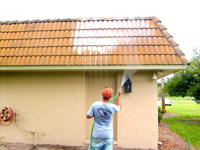 [roof cleaning 029[2].jpg]