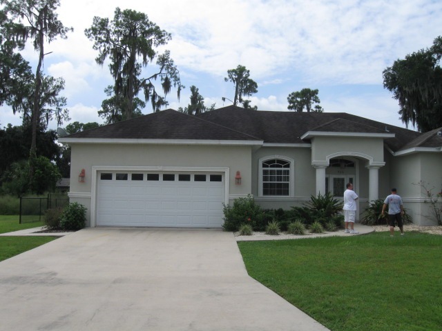 [Cleaning Roof Tampa Florida 33602 9-14-2009 10-52-46 PM[3].jpg]