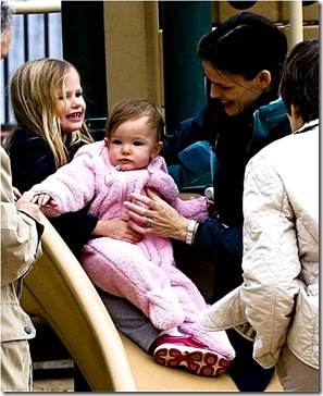 Jennifer Garner Taking Her Daughters To The Palisades Park