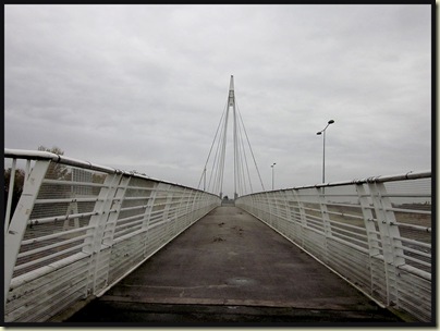 A new(ish) footbridge over the M60 motorway