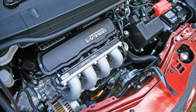 [Honda-Jazz-engine-view[4].jpg]
