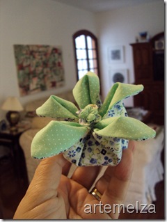 artemelza - flor com duplo tecido