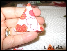 artemelza - flor de fuxico triangular