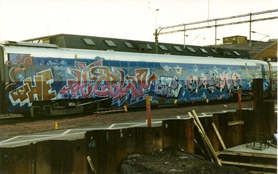 The Raw and Arka - X2000 wholecar 1996