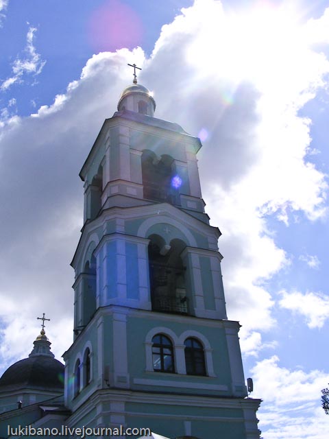 С Праздничком, что-ле 