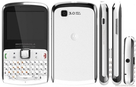 Motorola-EX115-Smartphone-2